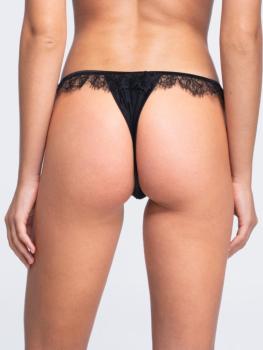 String polyamide et dentelle Chantilly